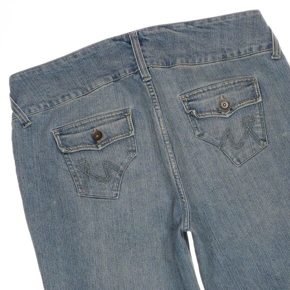 Mossimo Jeans Crop Capri Plus Size 18W Flap Blue Denim Stretch Measure 38 x 21 - Picture 4 of 11